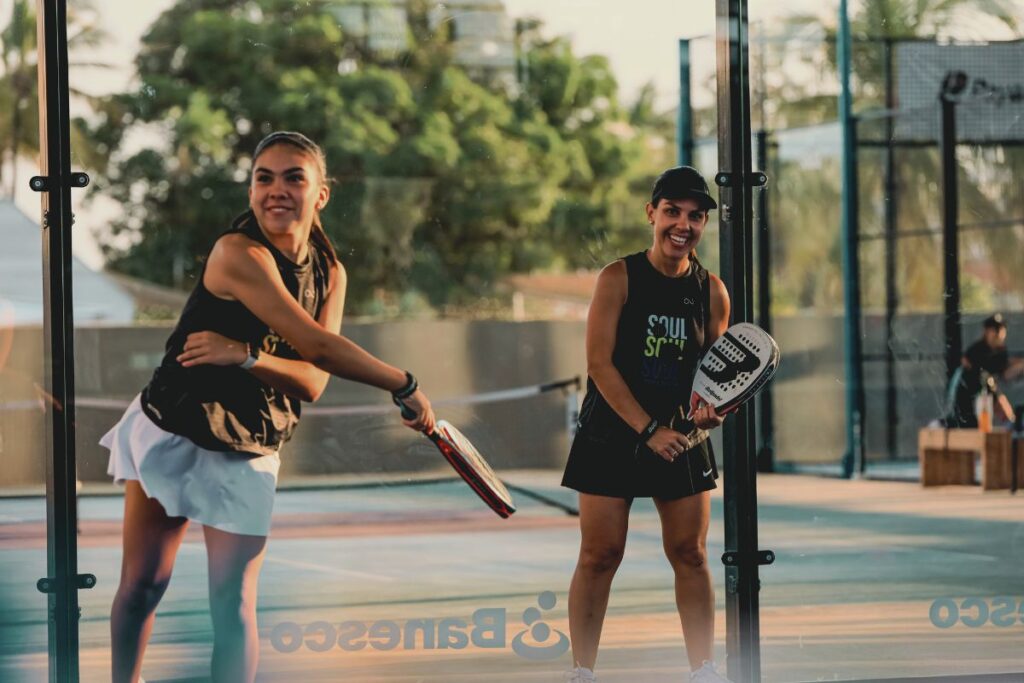 Clases de padel en Caracas Venezuela